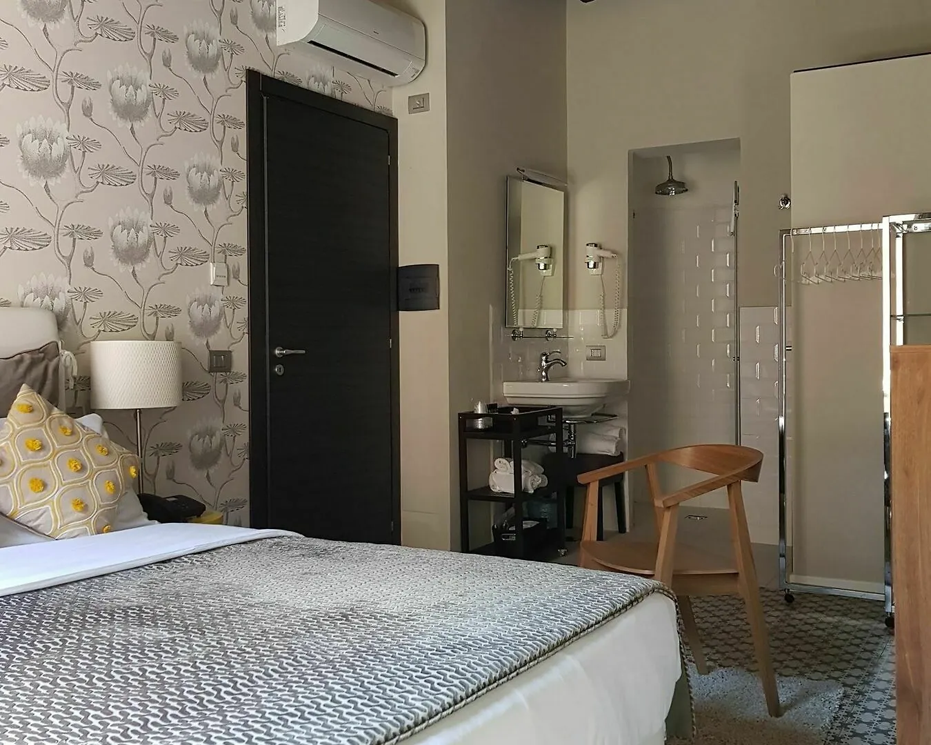 Trevi B&B Roma إيطاليا