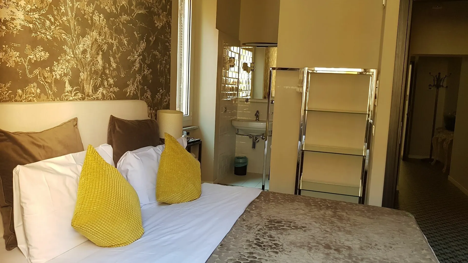 Trevi B&B Roma 3*, روما إيطاليا